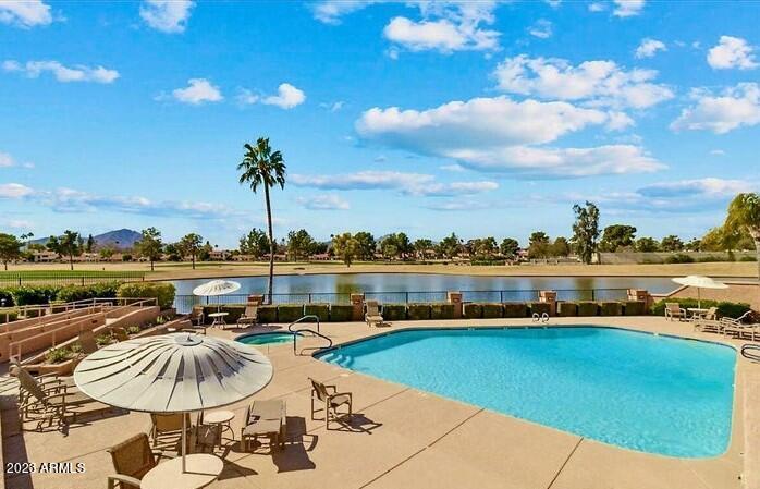 7666 N VIA CAMELLO DEL NORTE --