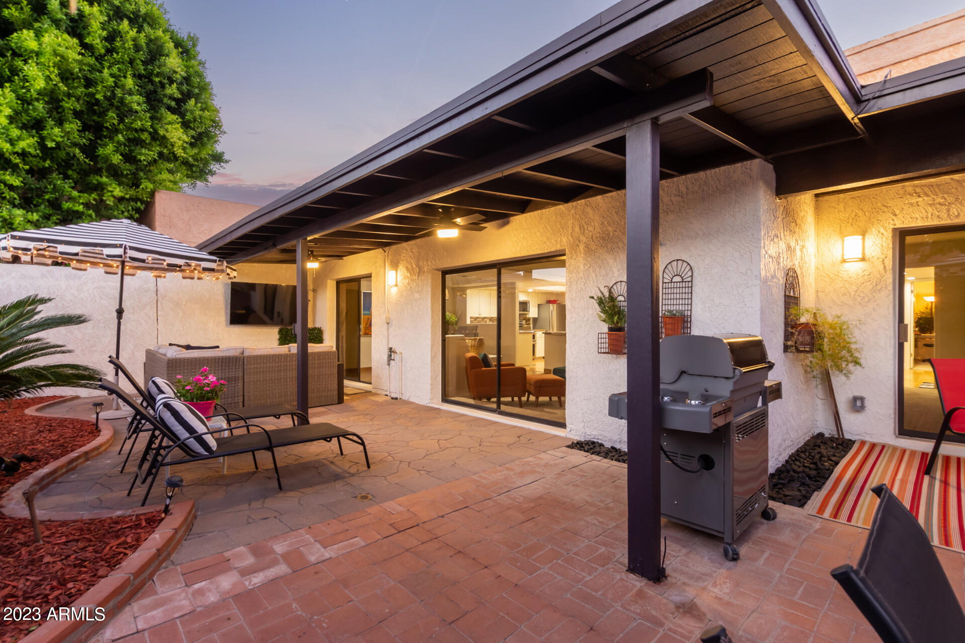 7666 N VIA CAMELLO DEL NORTE --