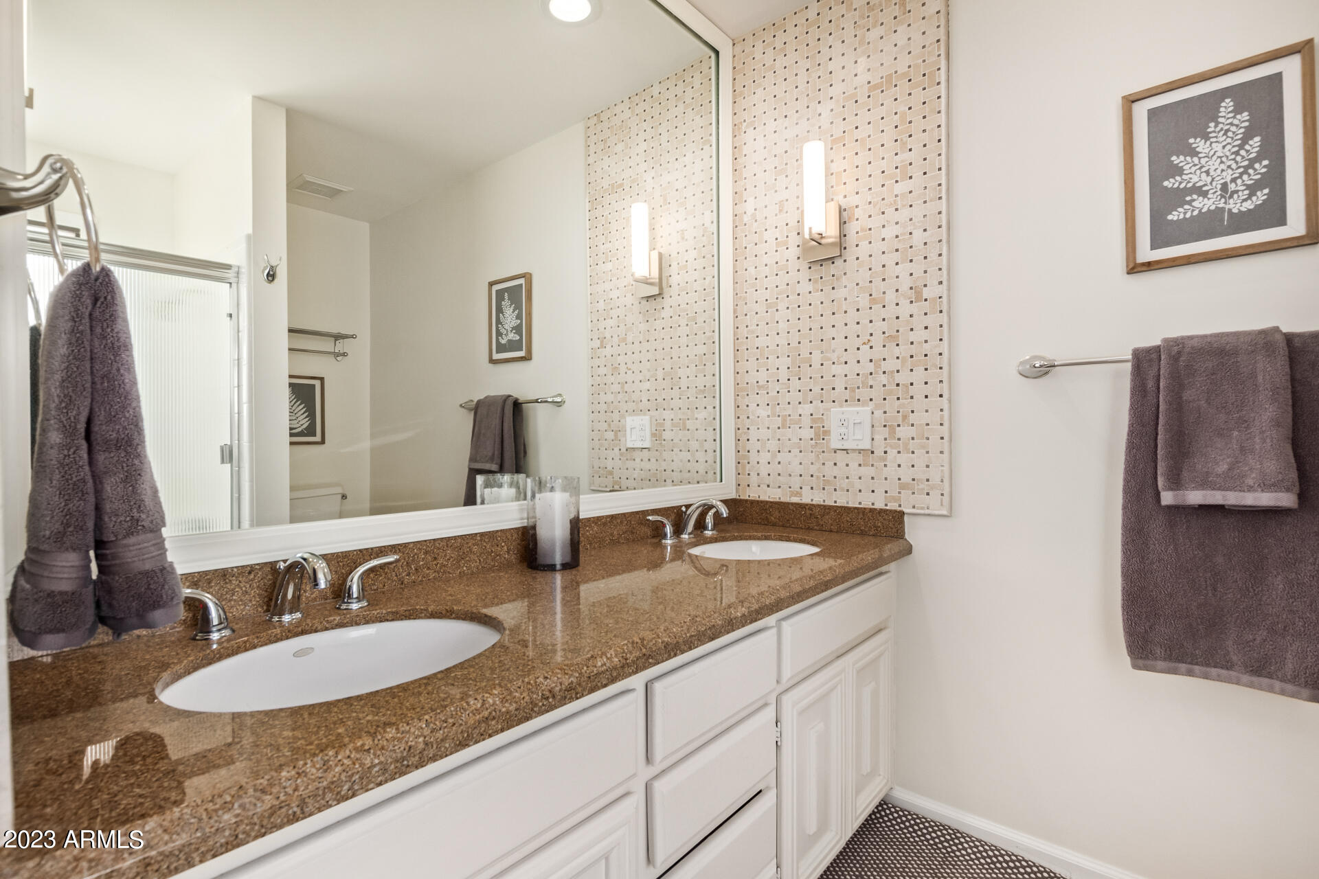 7666 N VIA CAMELLO DEL NORTE --