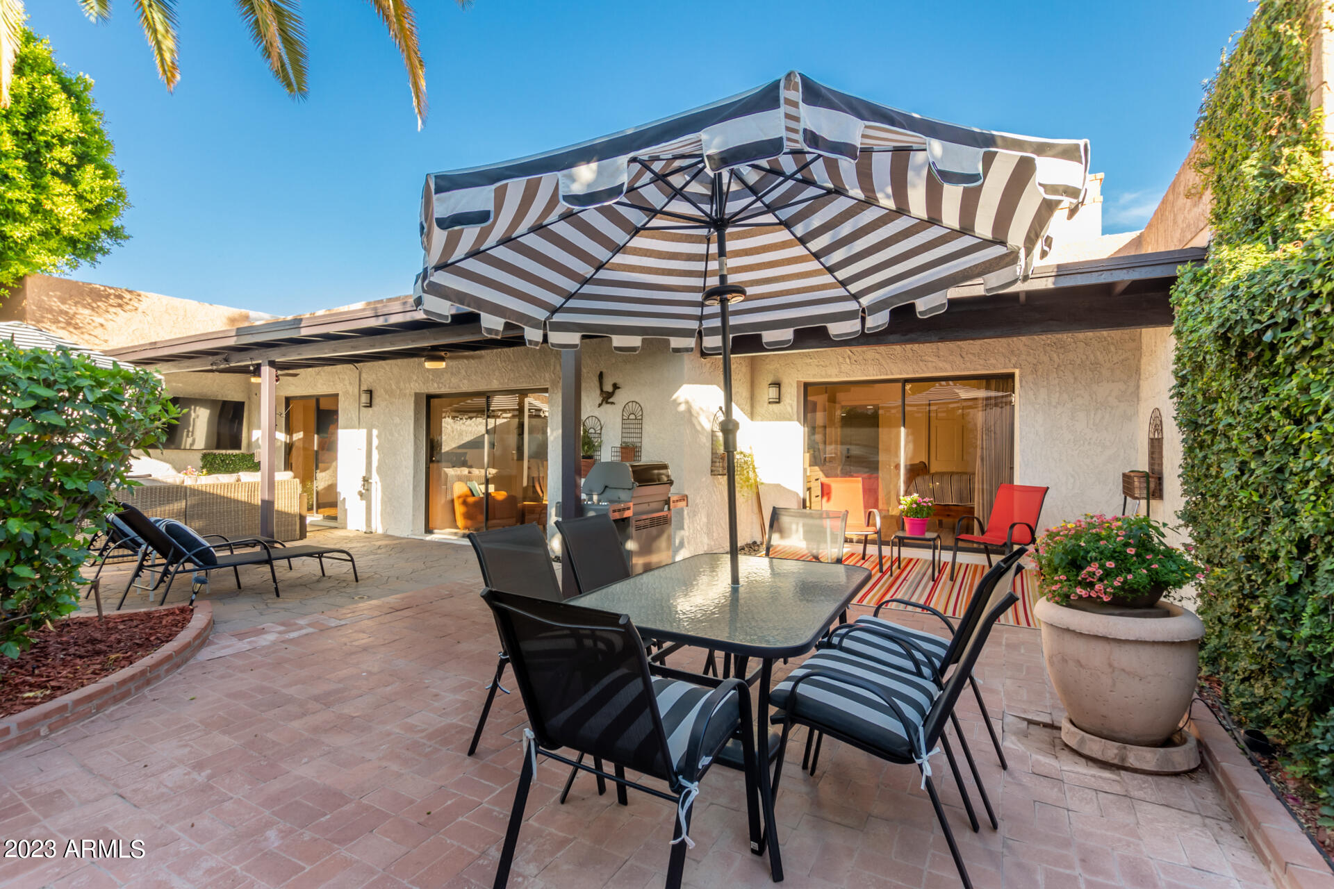 7666 N VIA CAMELLO DEL NORTE --