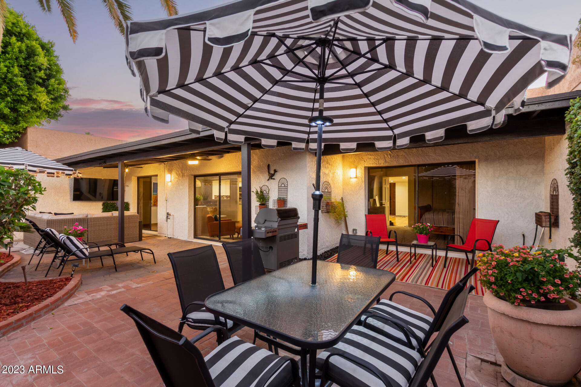 7666 N VIA CAMELLO DEL NORTE --