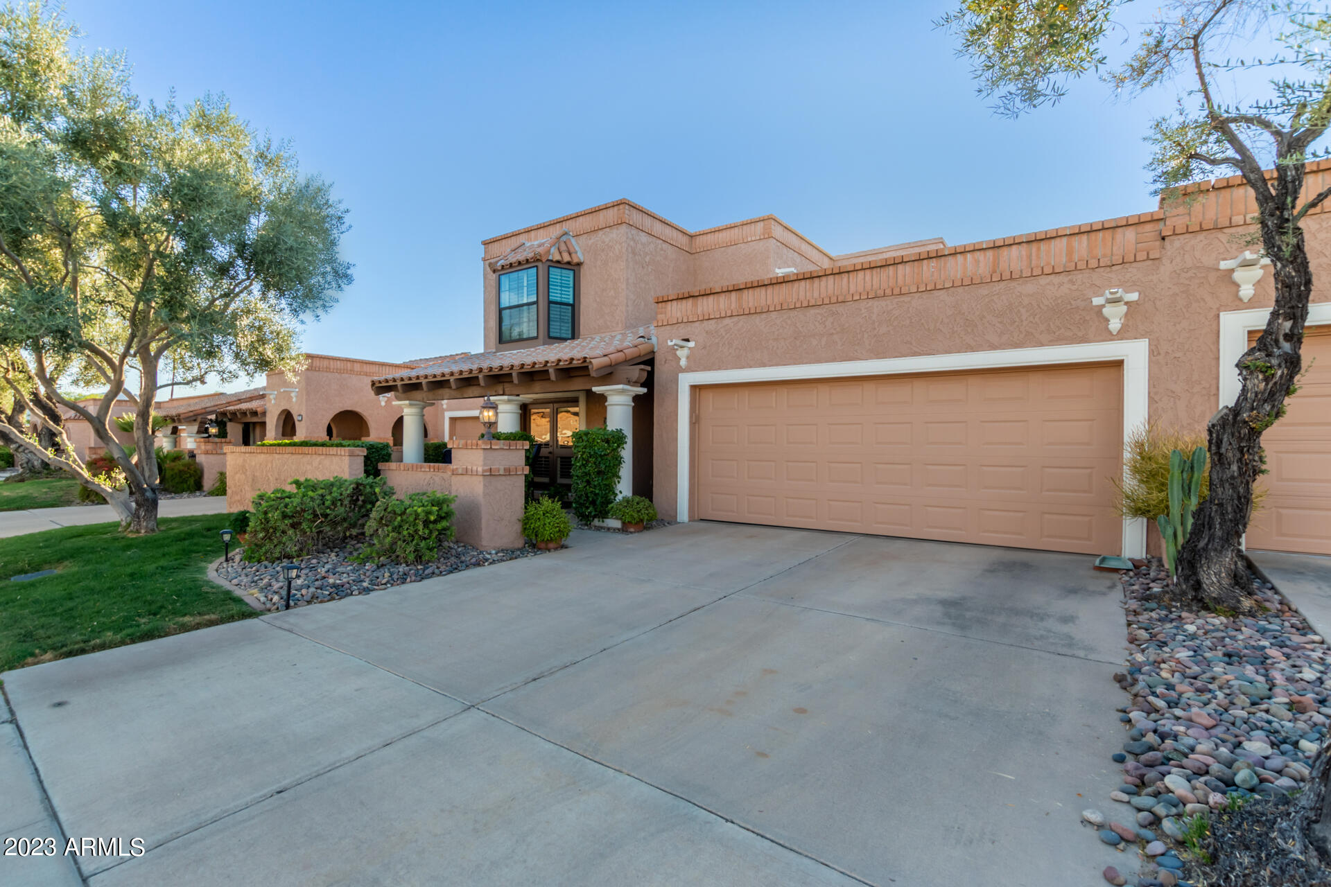 7666 N VIA CAMELLO DEL NORTE --