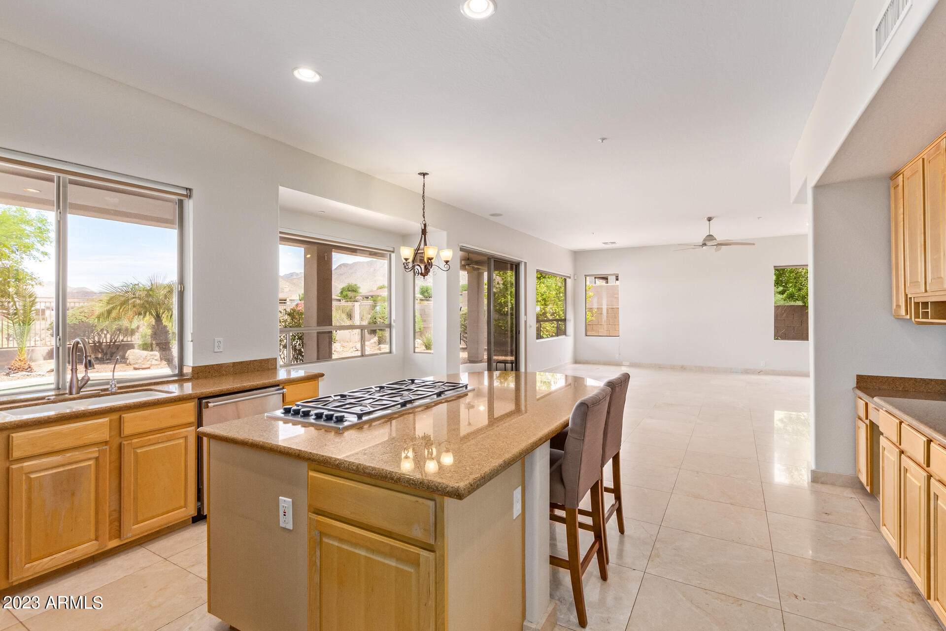 10872 E RAINTREE Drive