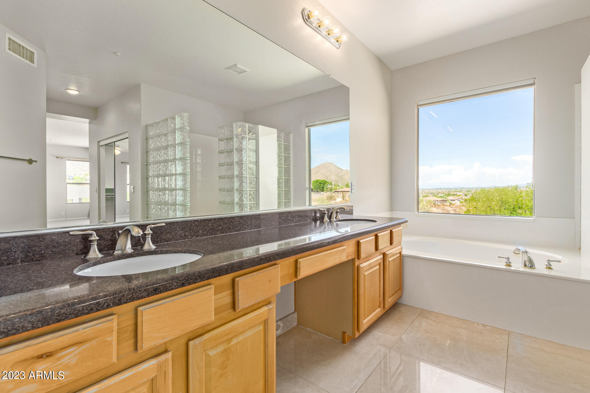 10872 E RAINTREE Drive