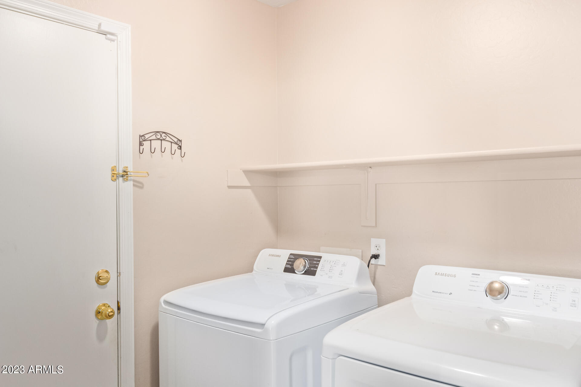 3570 S MOCCASIN Trail