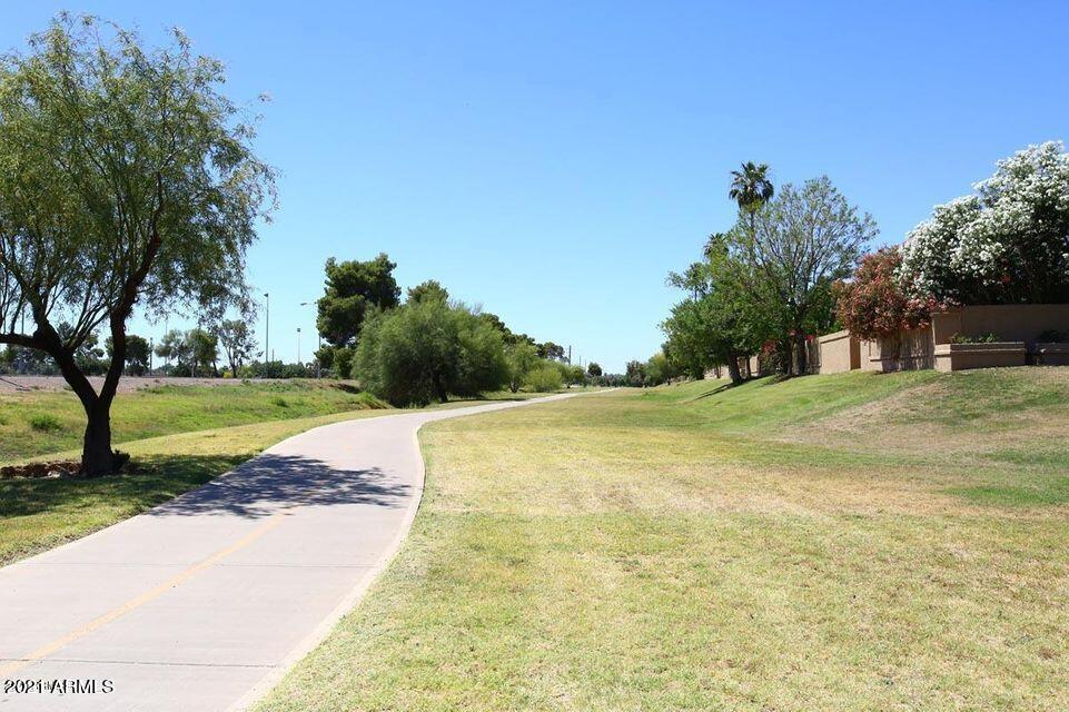 7950 E STARLIGHT Way Unit: 250