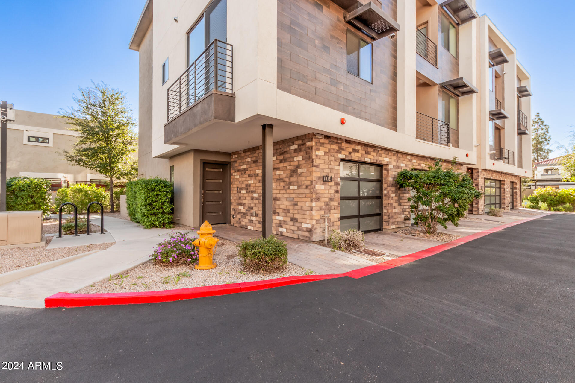3233 N 70TH Street Unit: 1014