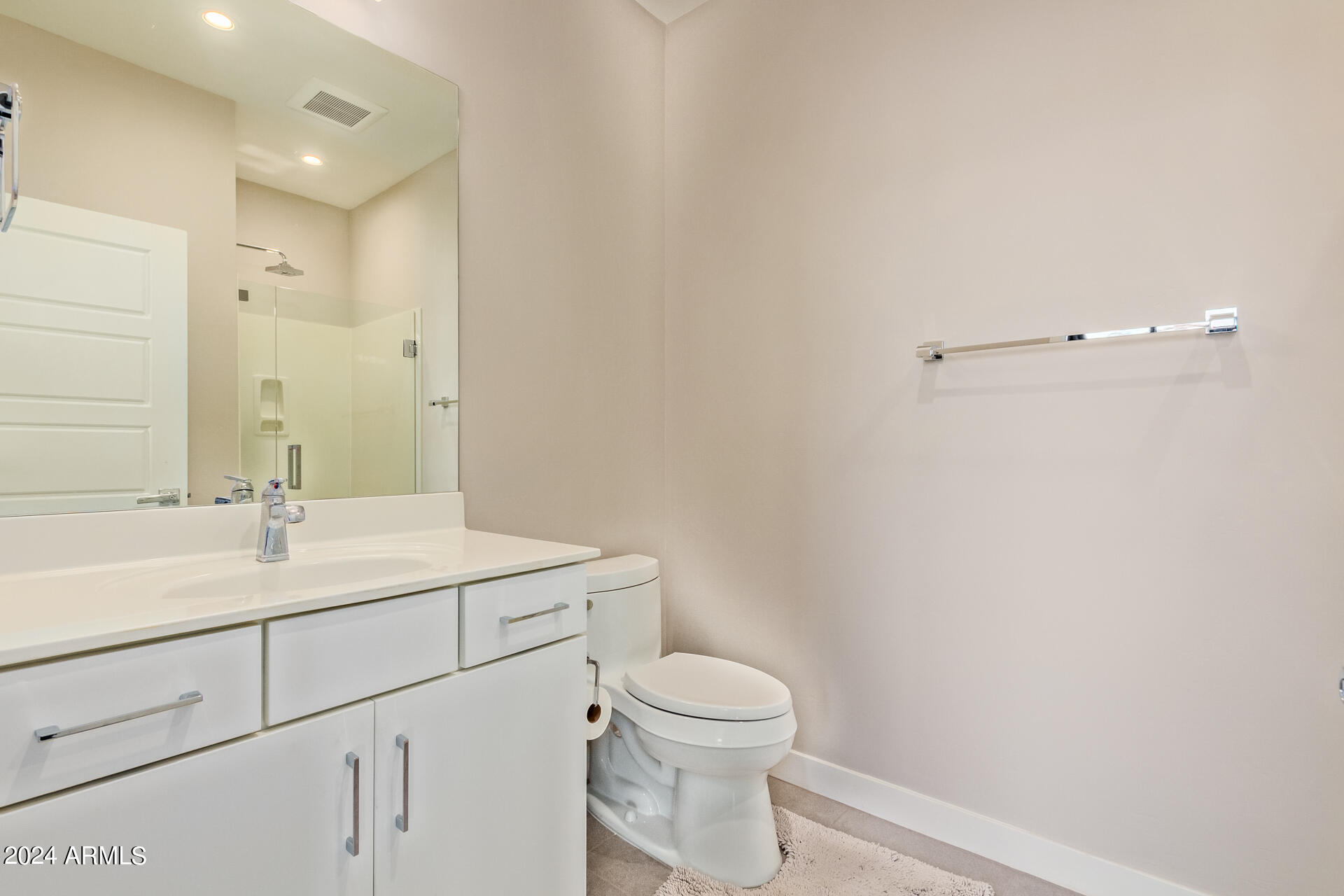 3233 N 70TH Street Unit: 1014