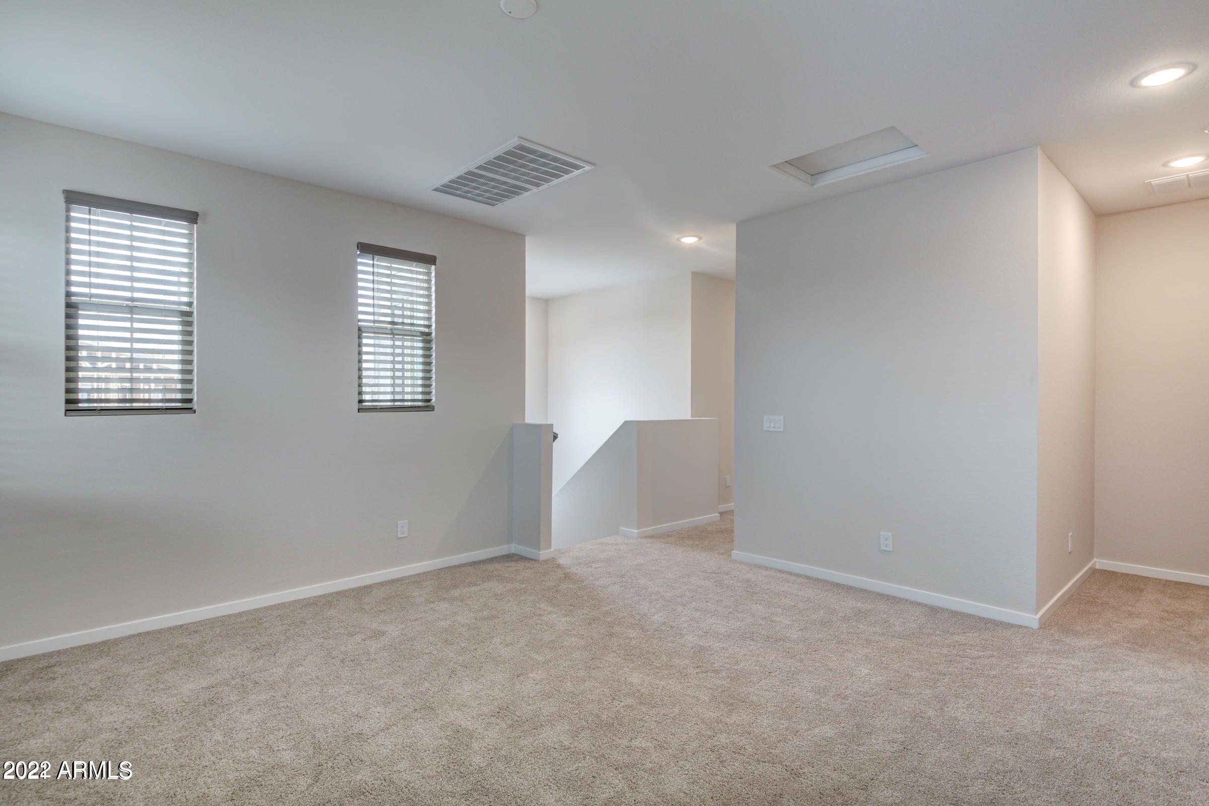 2831 S CENTRAL Drive