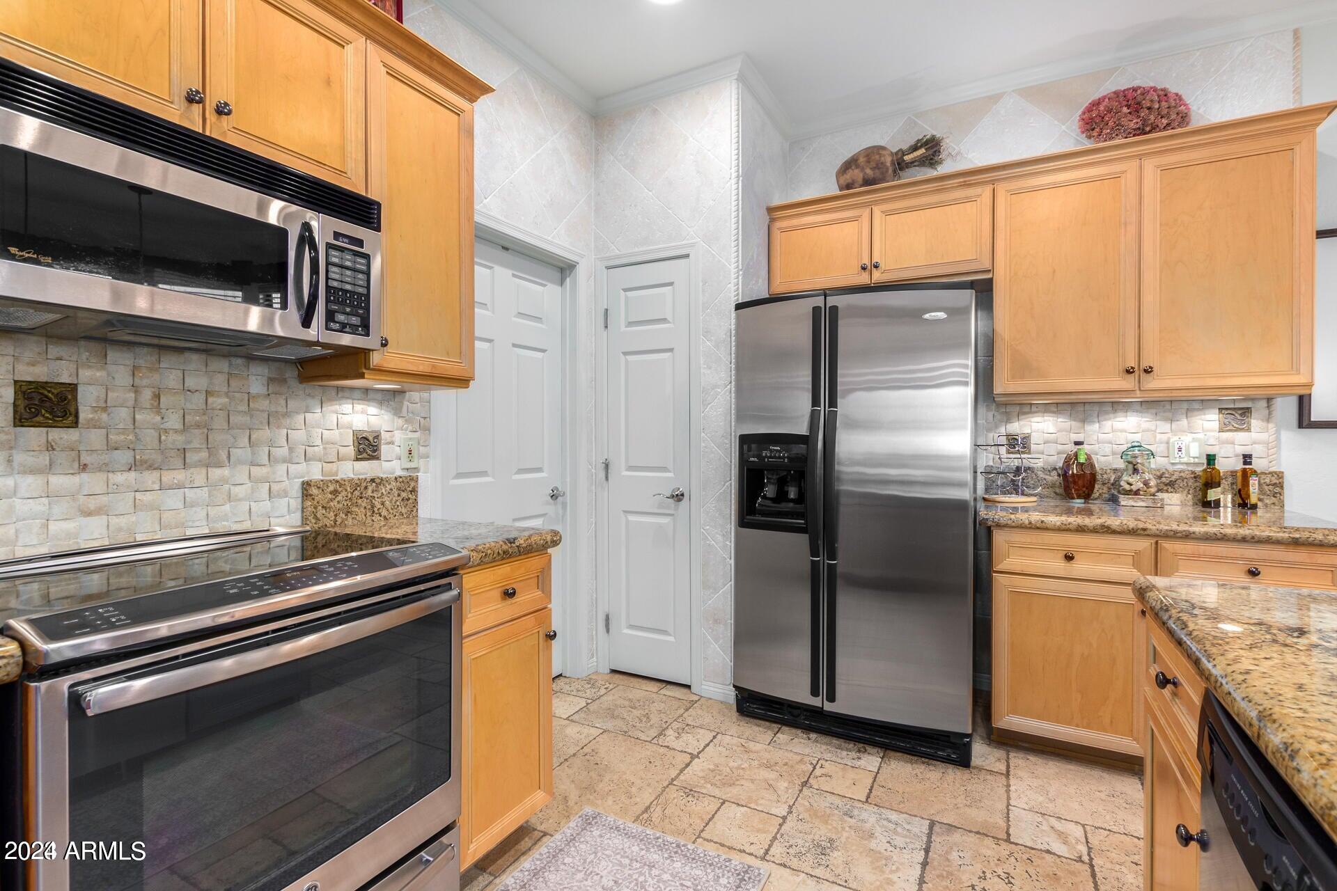 16600 N THOMPSON PEAK Parkway # 2008