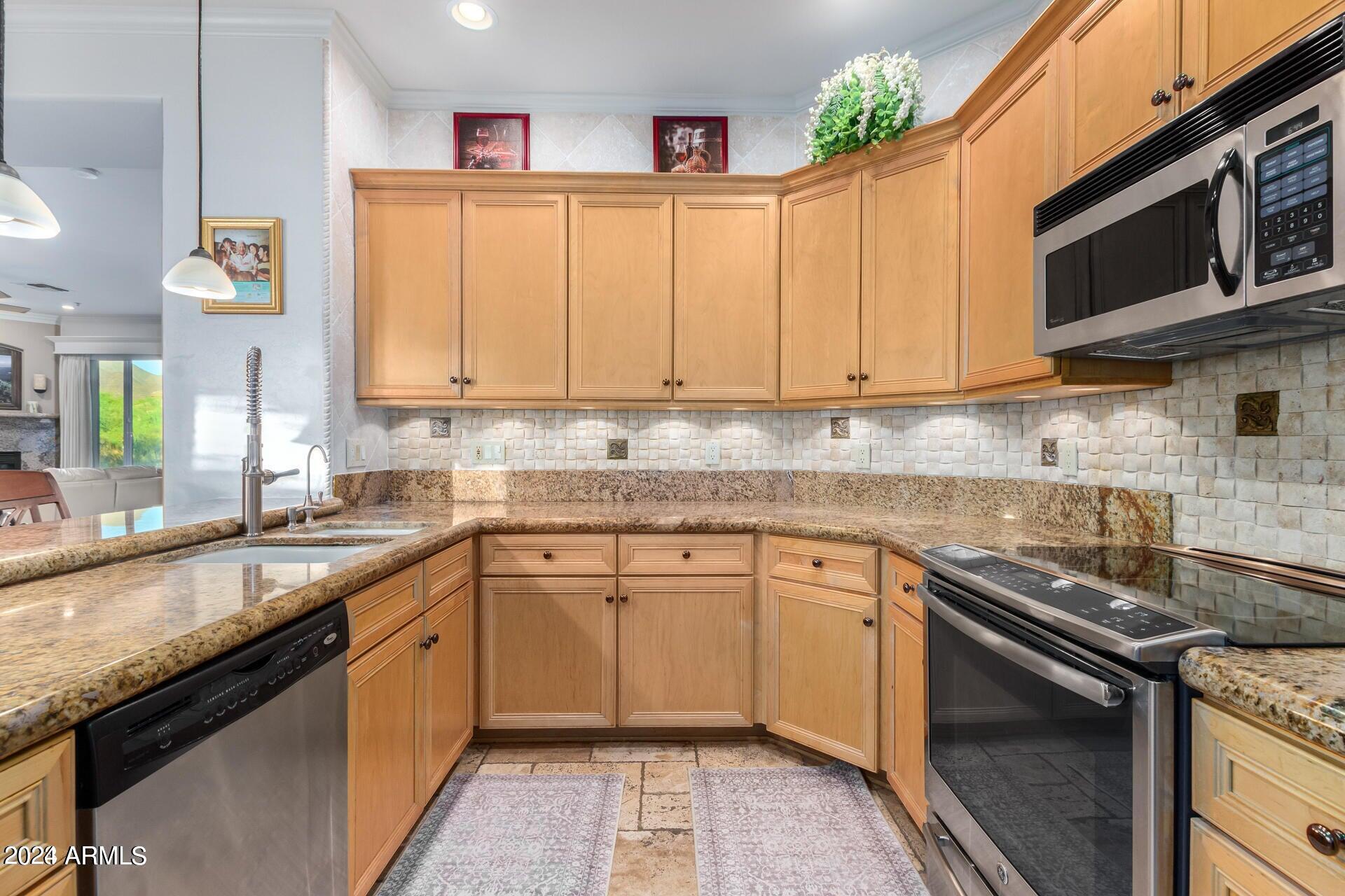 16600 N THOMPSON PEAK Parkway # 2008