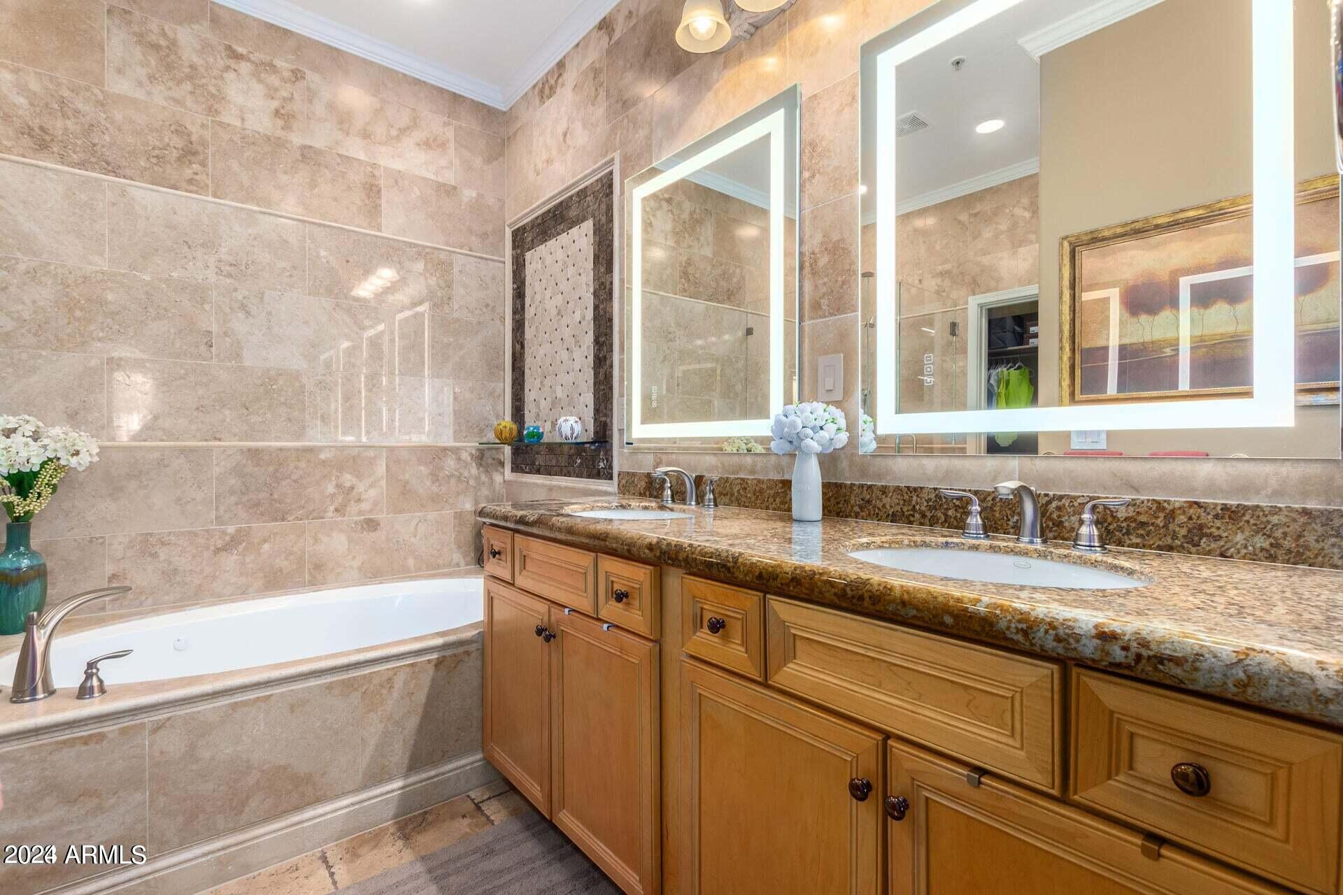 16600 N THOMPSON PEAK Parkway # 2008