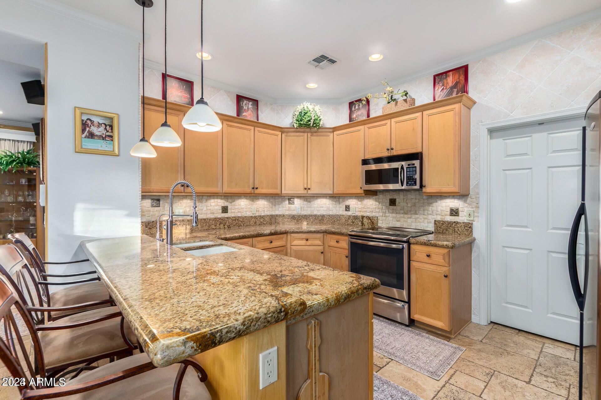 16600 N THOMPSON PEAK Parkway # 2008