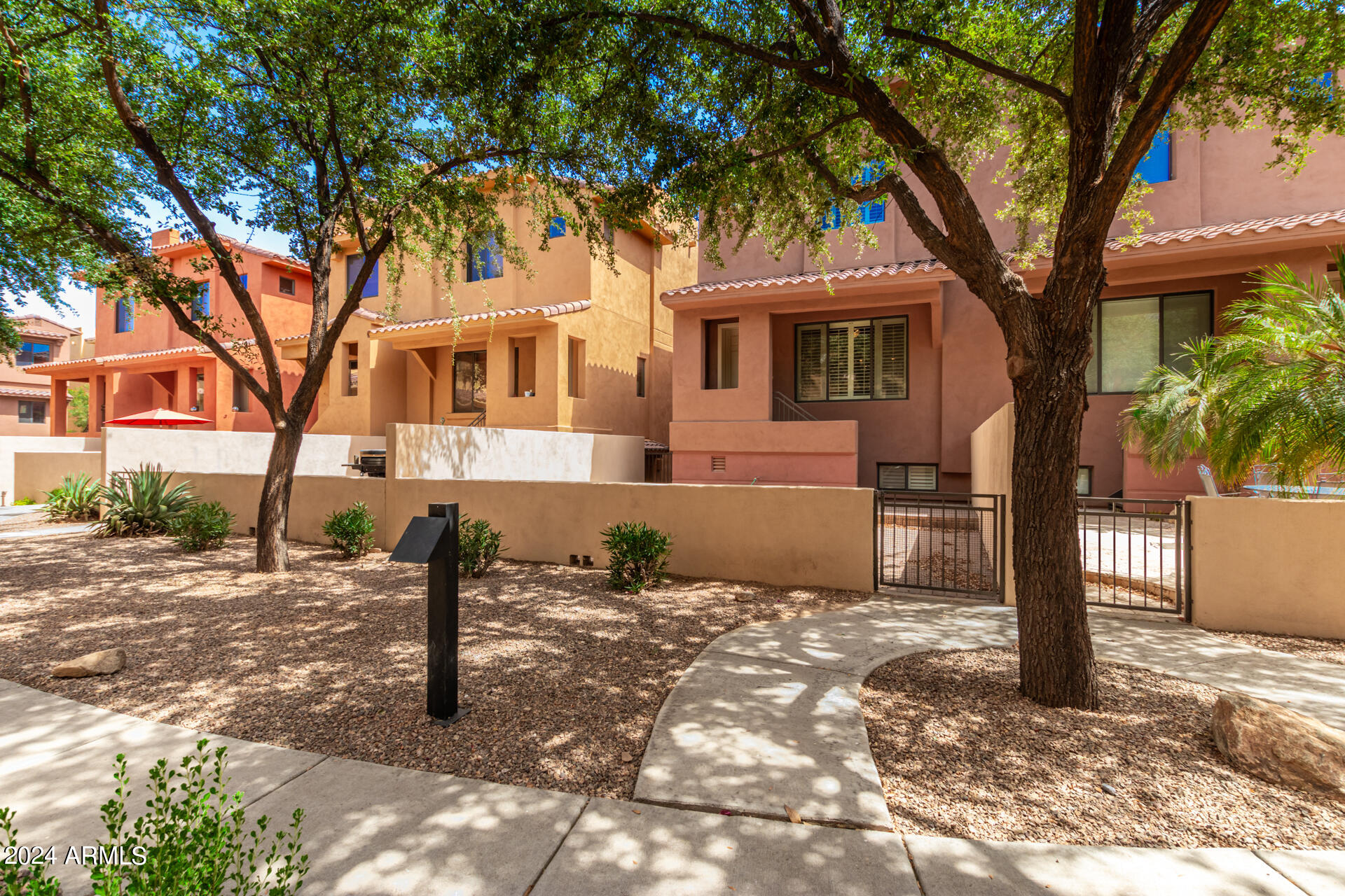 9551 E REDFIELD Road # 1027