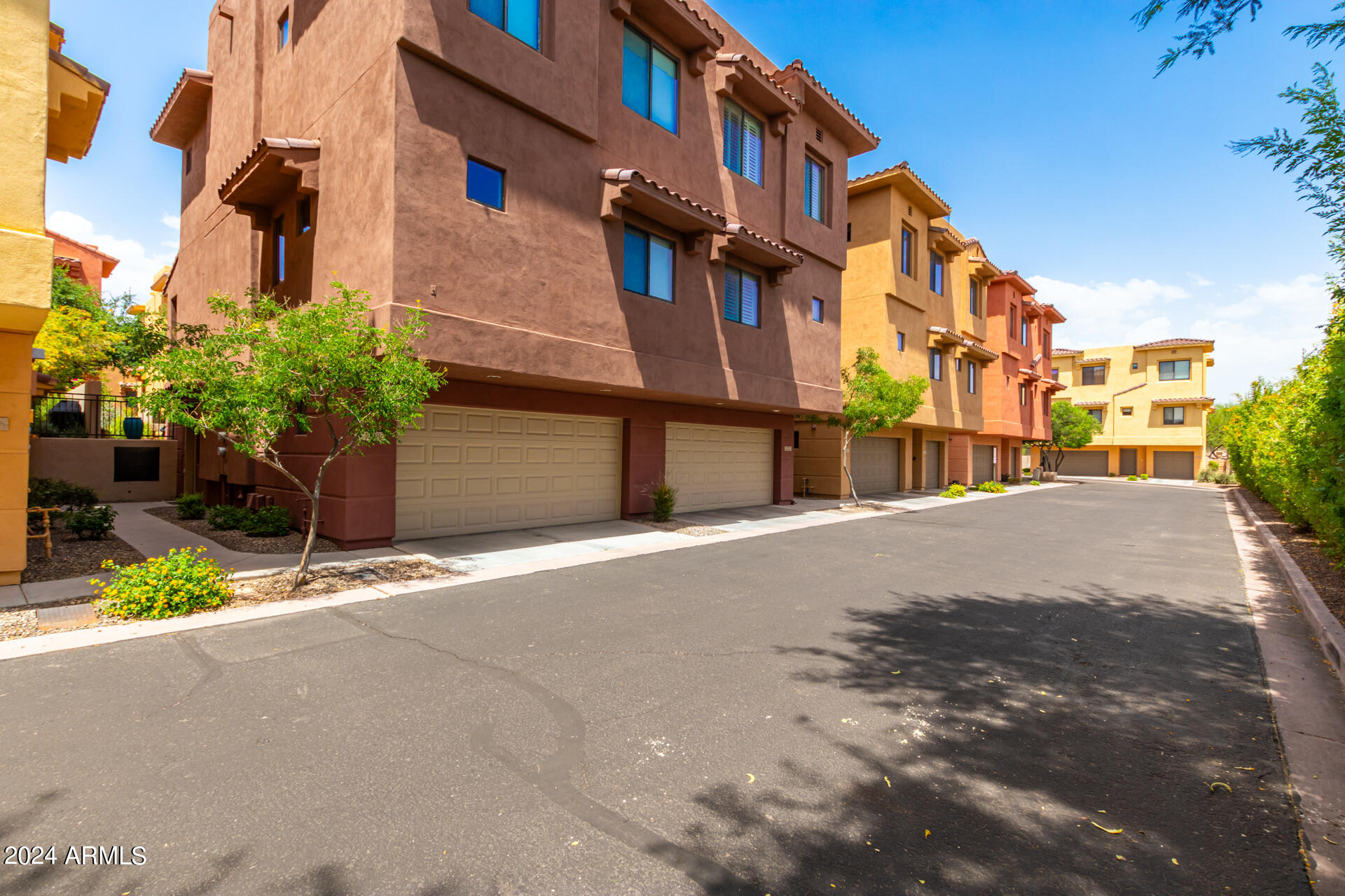 9551 E REDFIELD Road # 1027