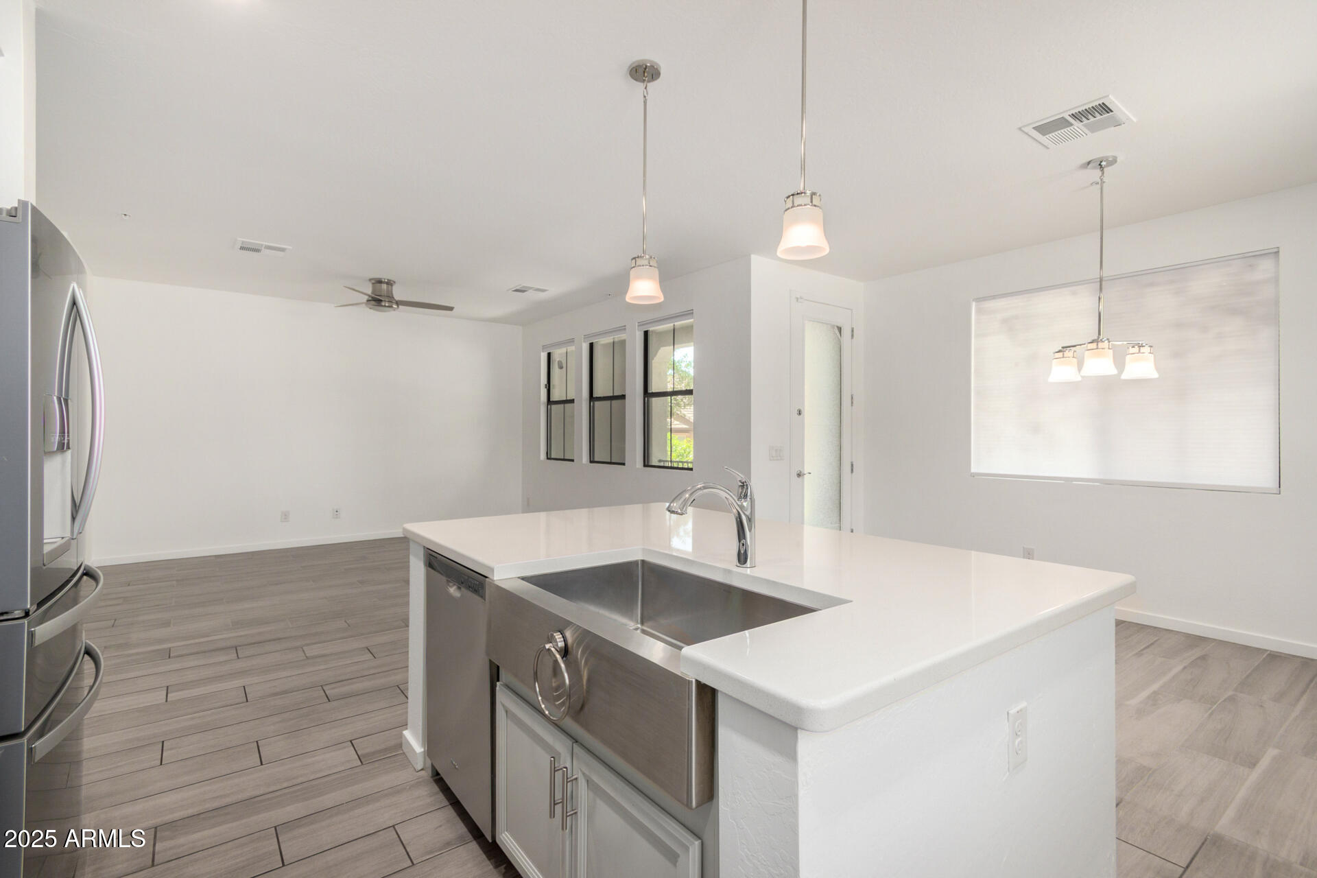 3900 E BASELINE Road, 163