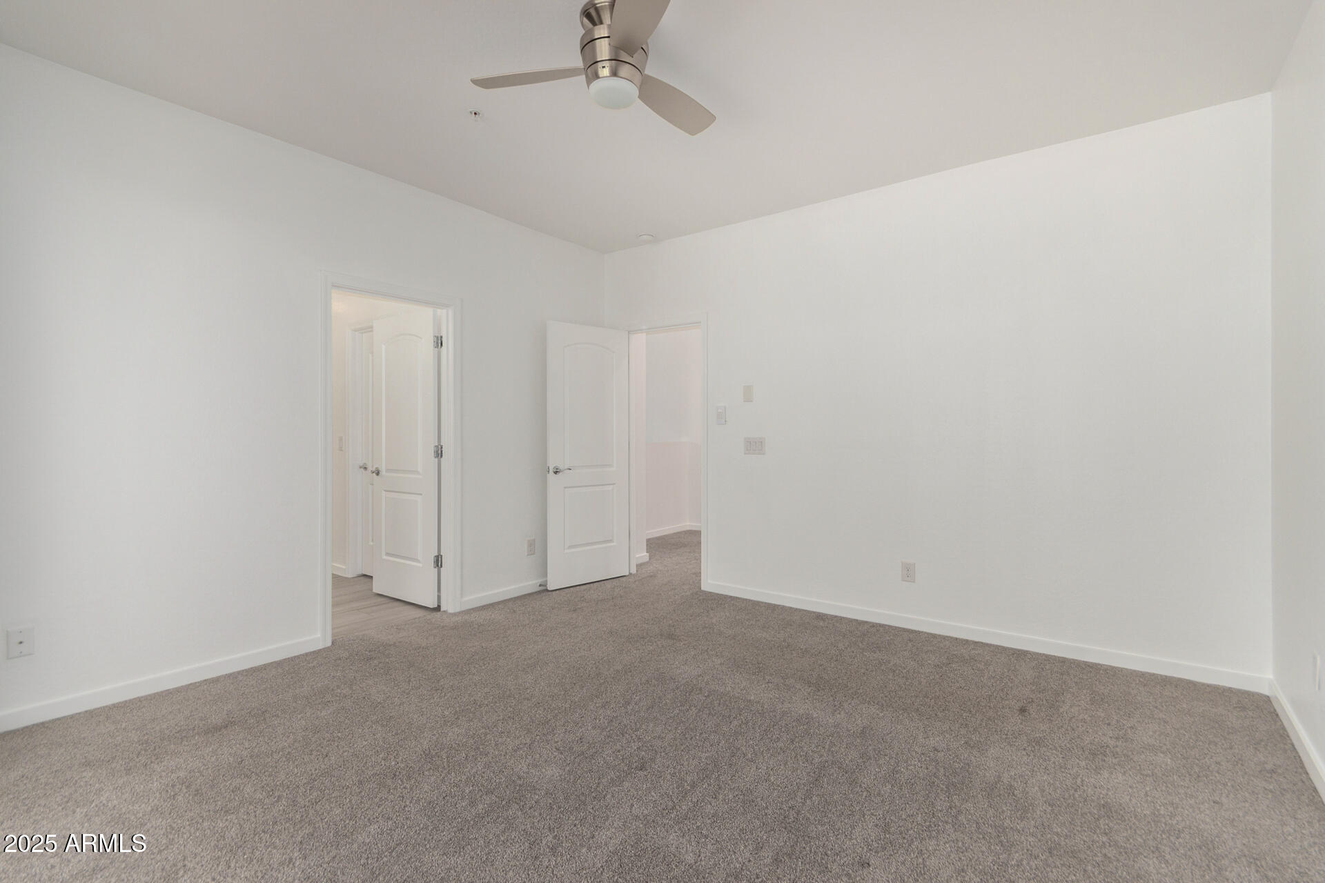 3900 E BASELINE Road, 163