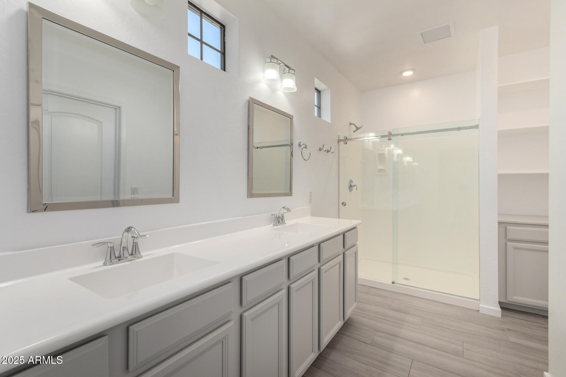 3900 E BASELINE Road, 163