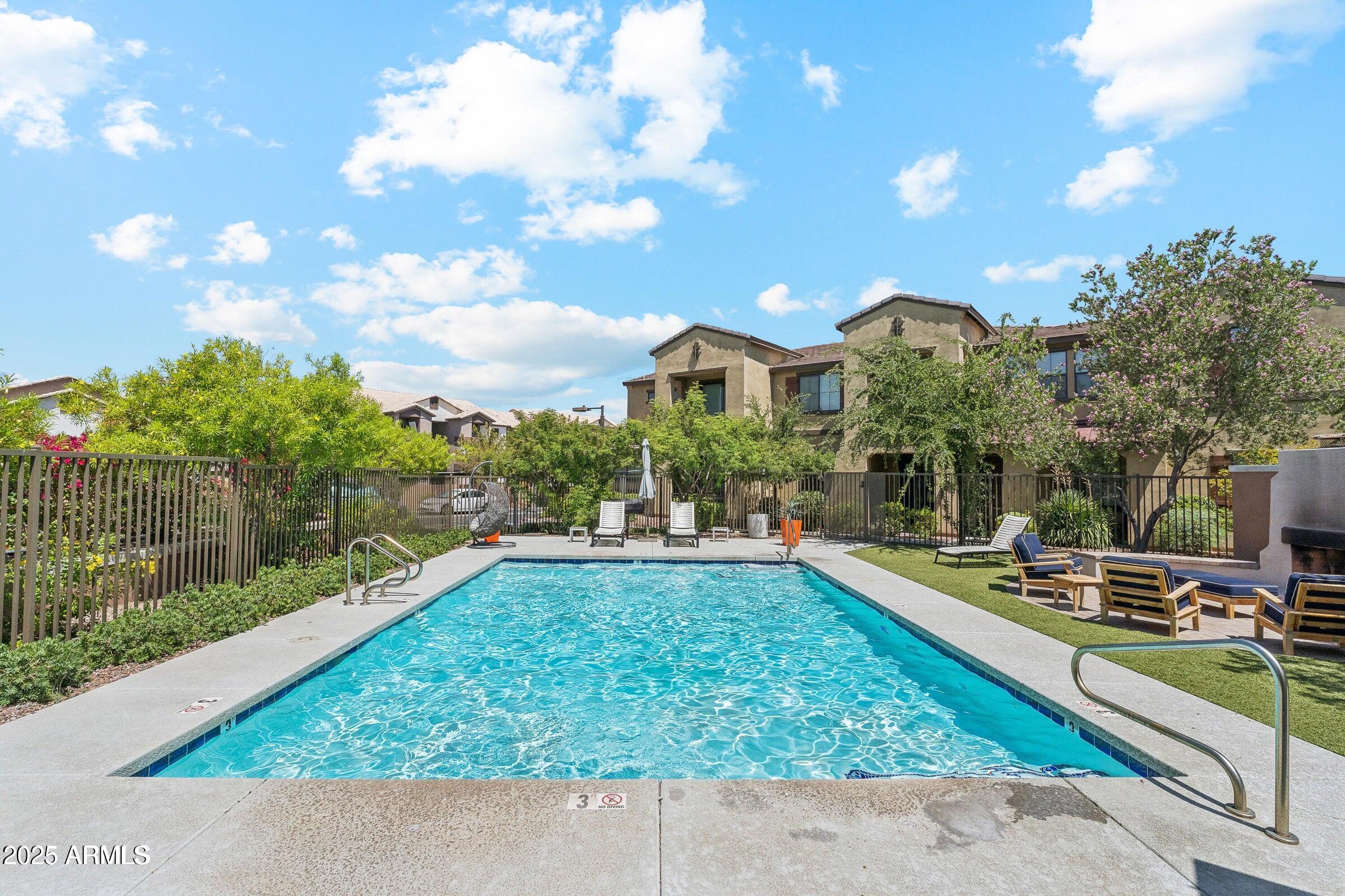 3900 E BASELINE Road, 163