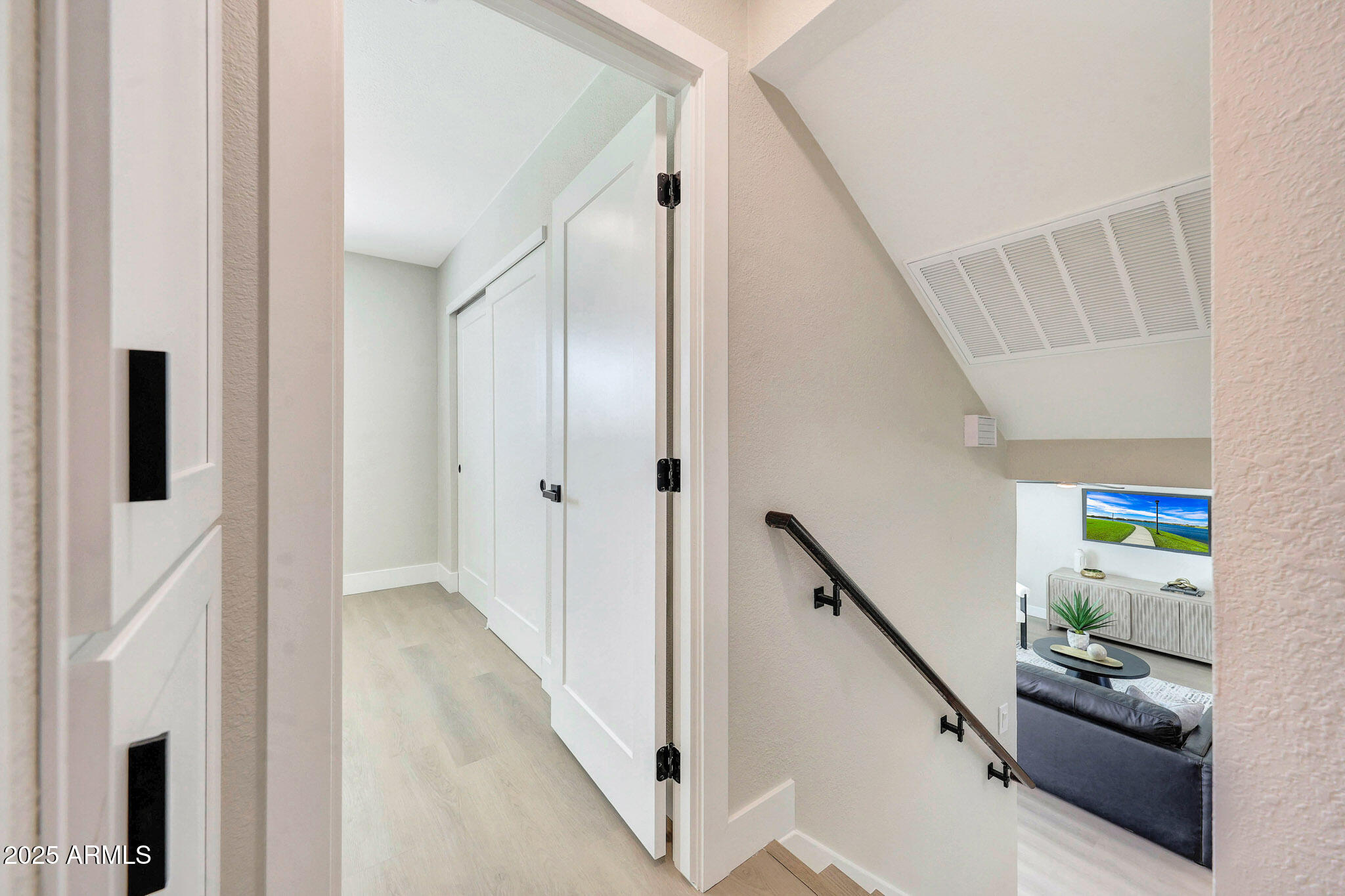 3116 W GELDING Drive