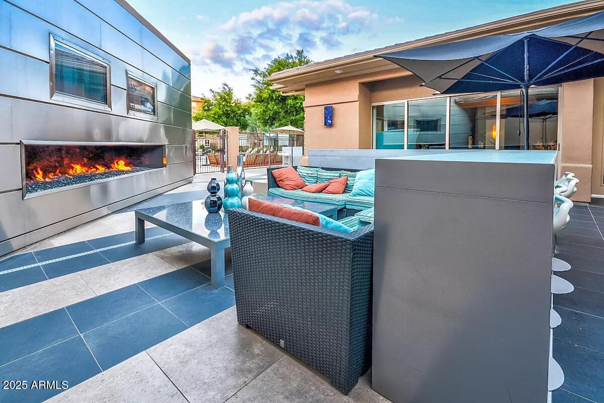 20100 N 78TH Place, 2181