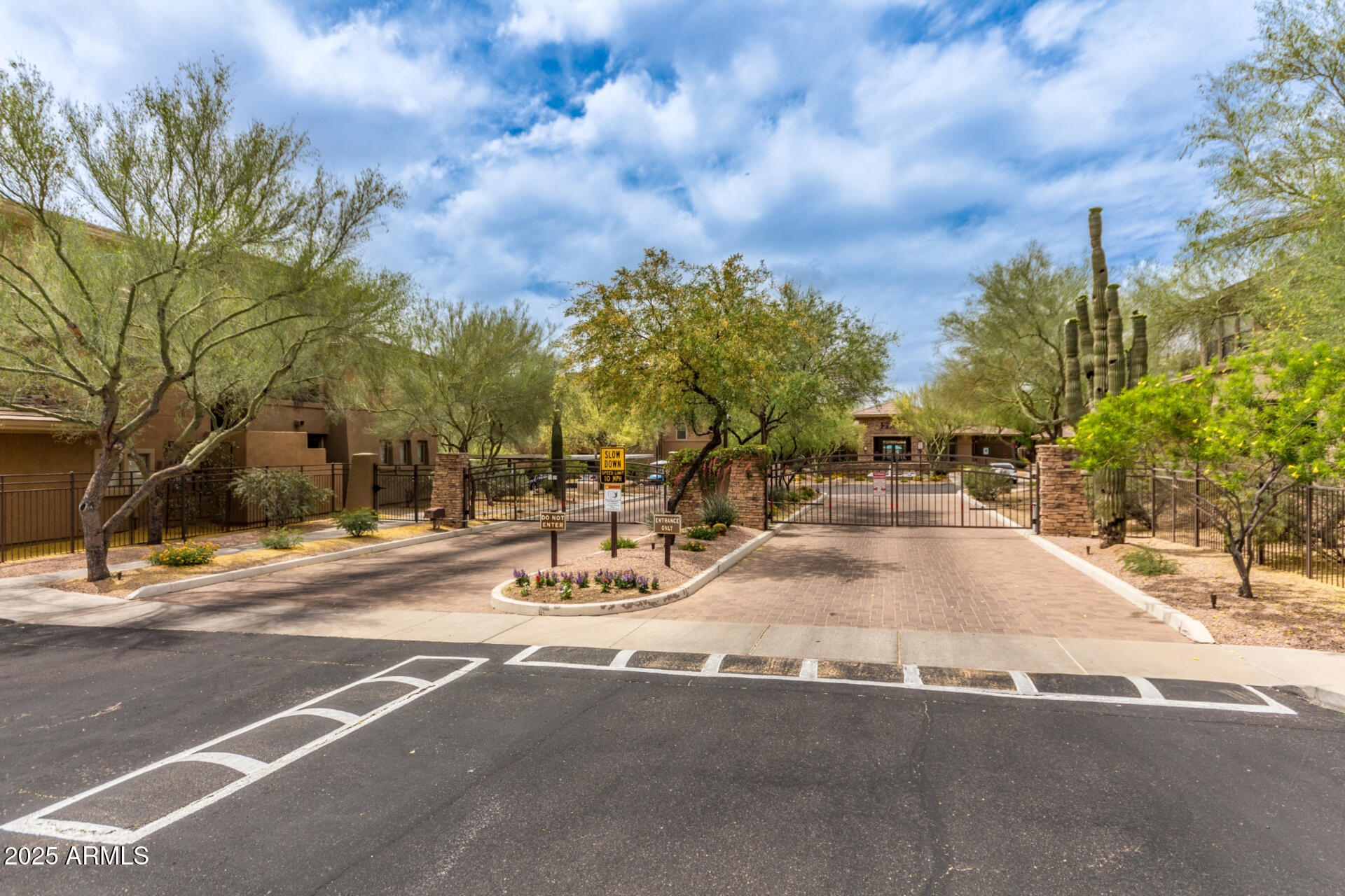 20100 N 78TH Place, 2181