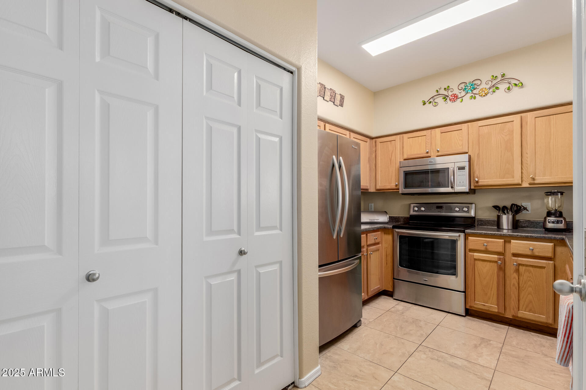 20100 N 78TH Place, 2181