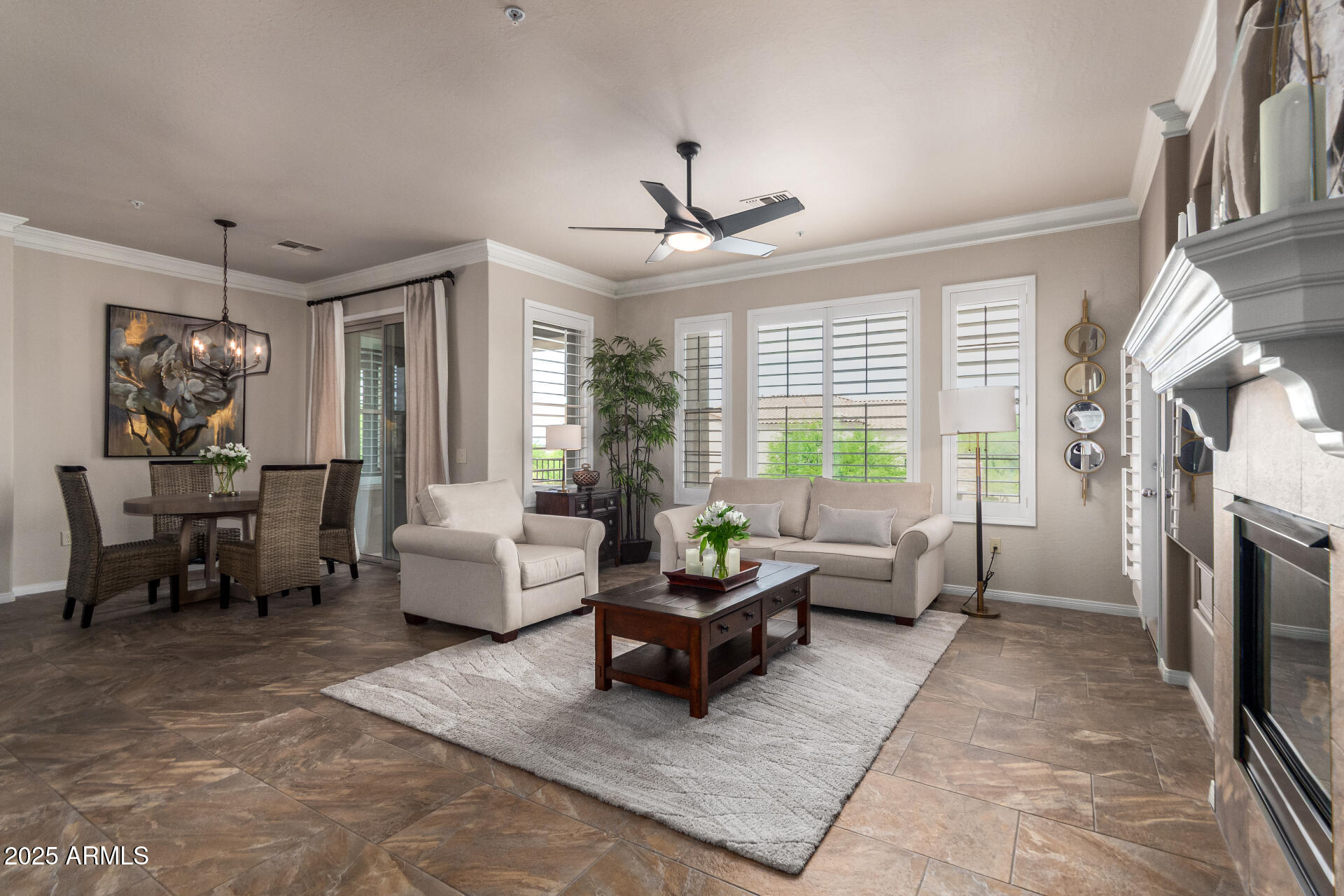 19475 N GRAYHAWK Drive 2121