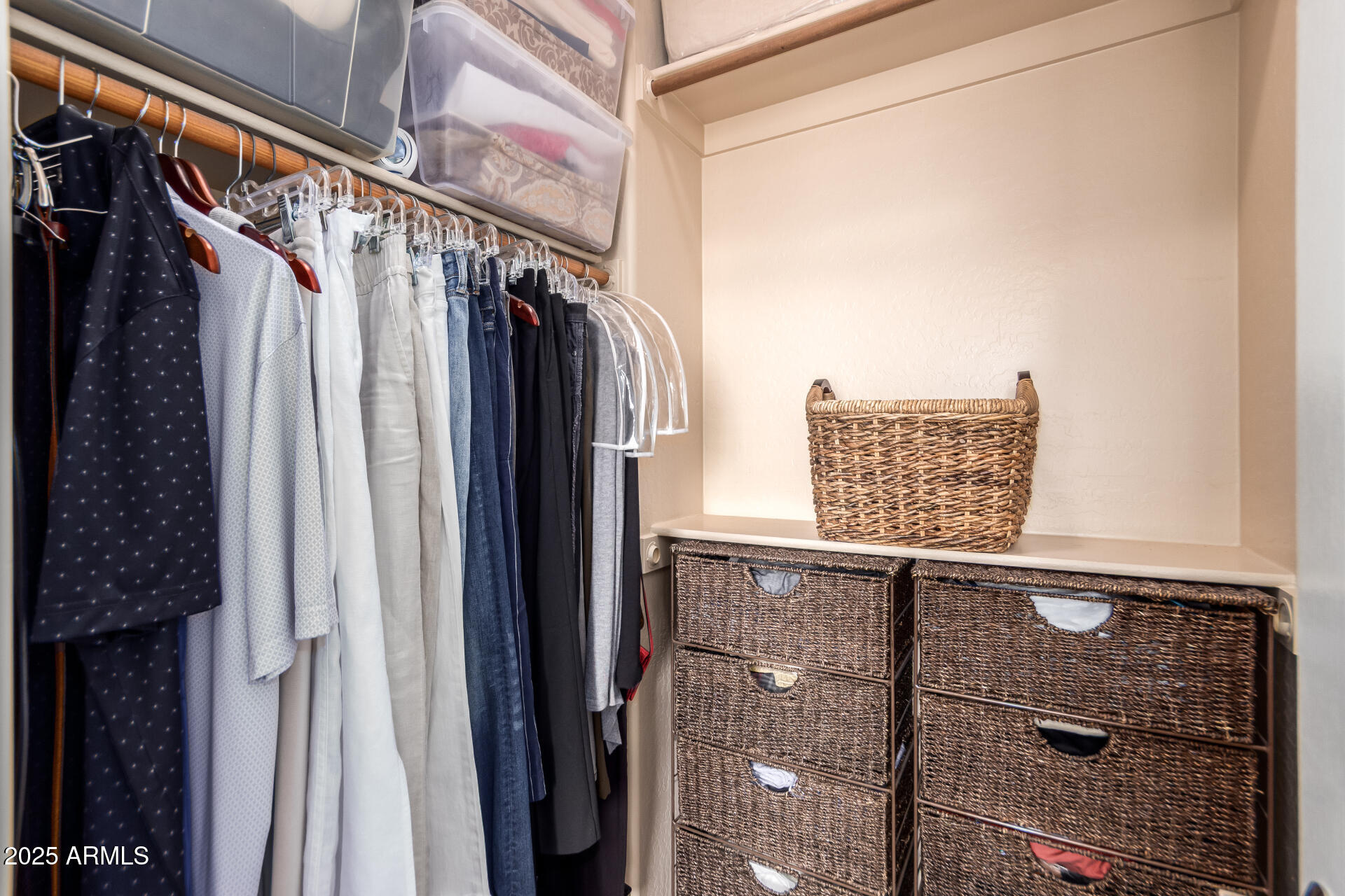 19475 N GRAYHAWK Drive 2121