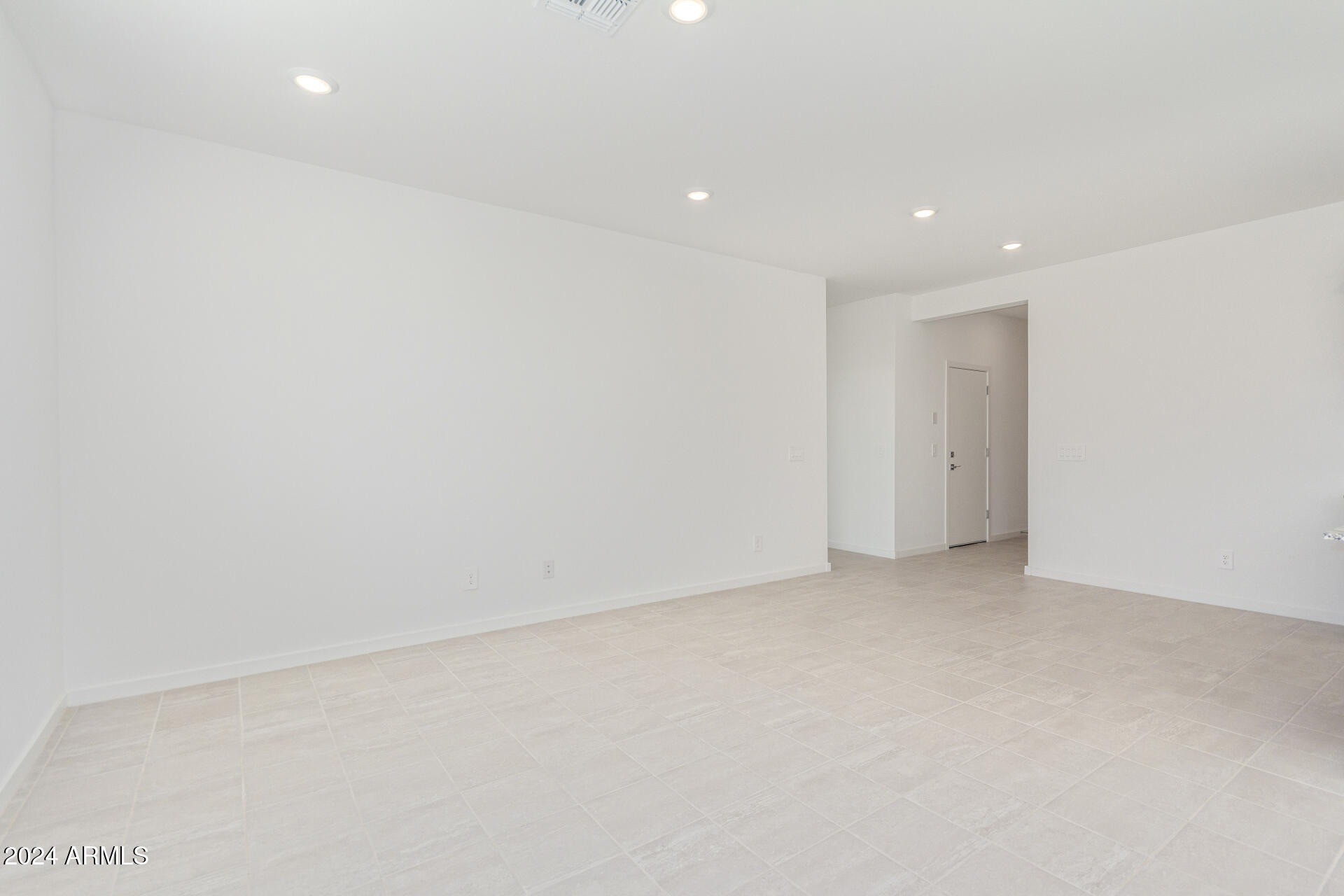 17629 W MADISON Street