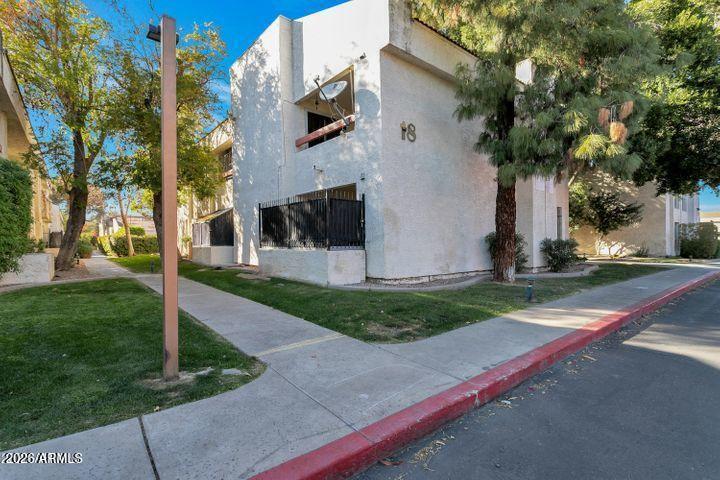 3119 W COCHISE Drive 136