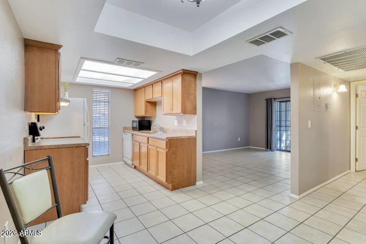 3119 W COCHISE Drive 136