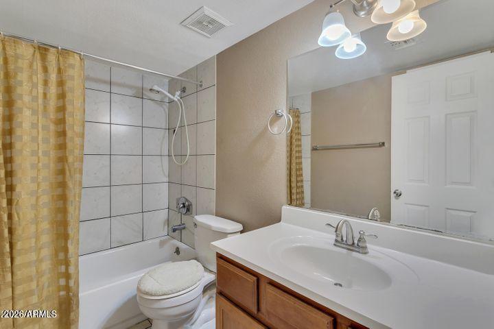 3119 W COCHISE Drive 136