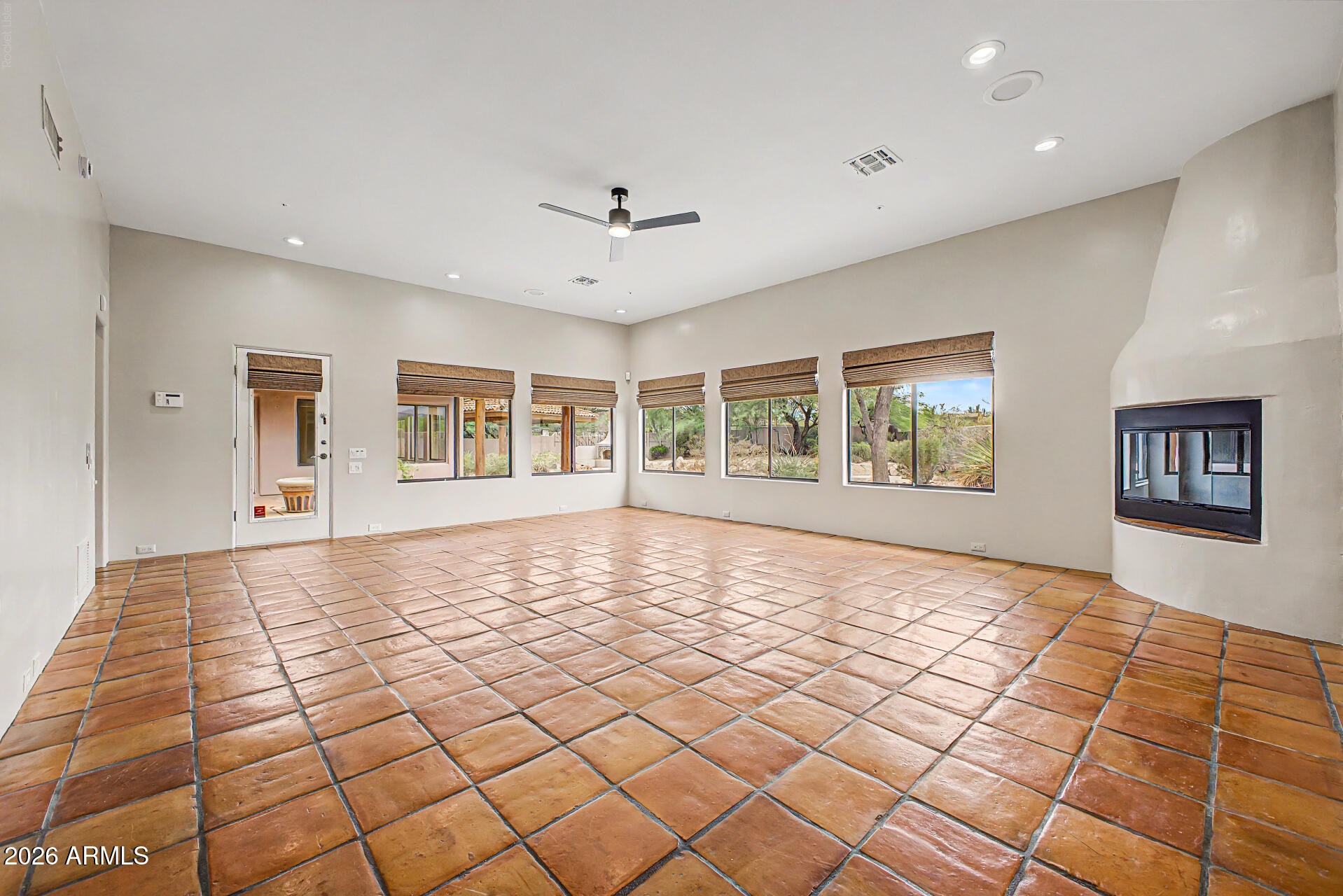 9202 E RIMROCK Drive