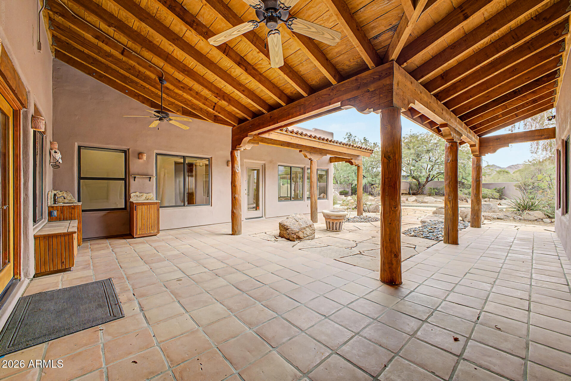 9202 E RIMROCK Drive