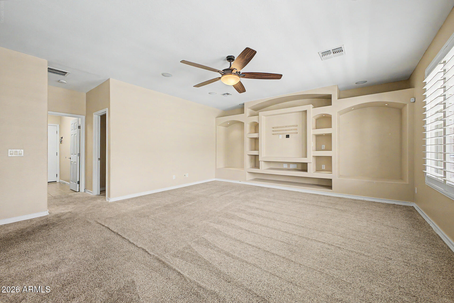 17940 W DESERT Lane