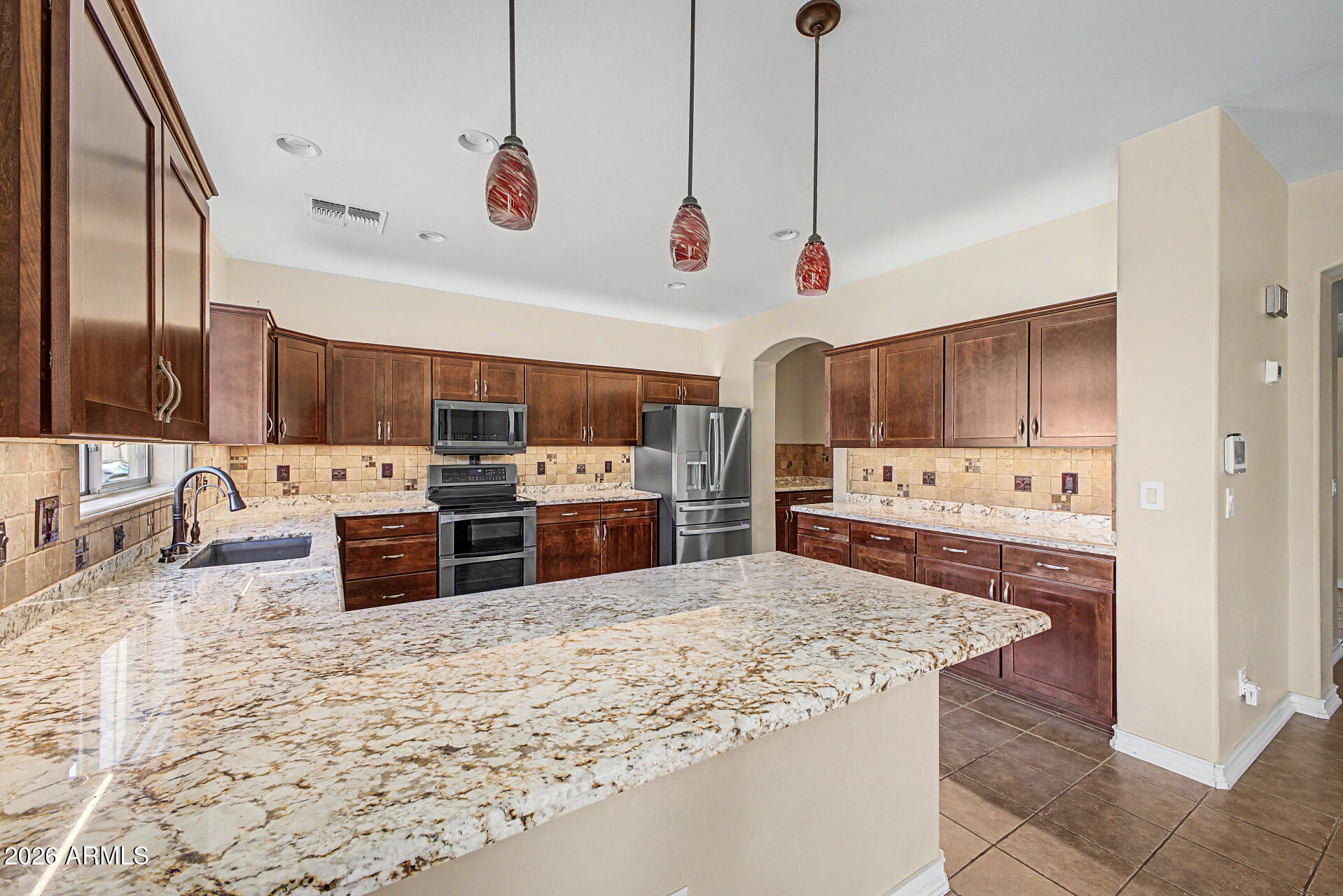 17940 W DESERT Lane