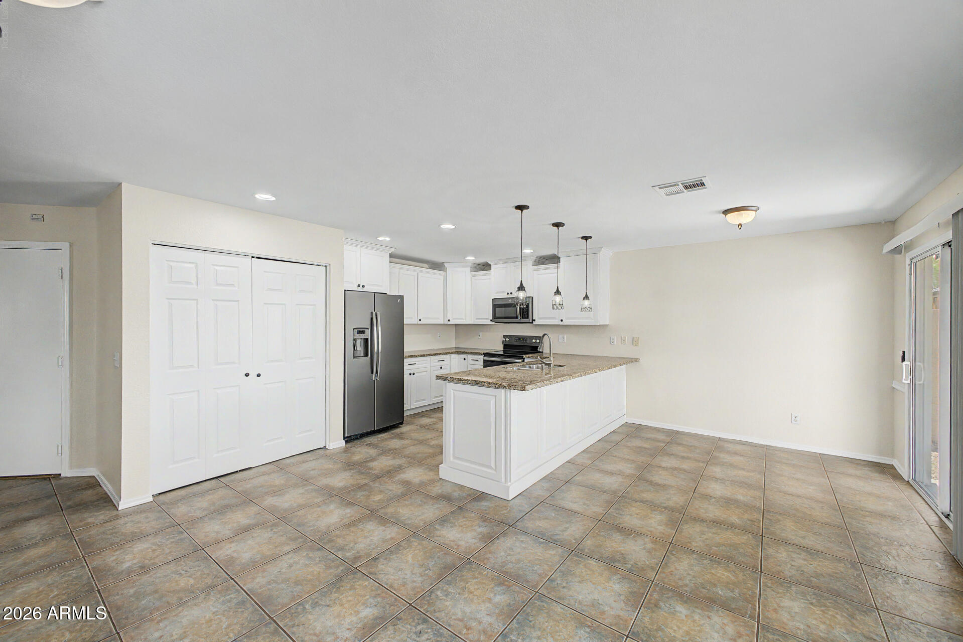 1172 S BRIDGER Drive