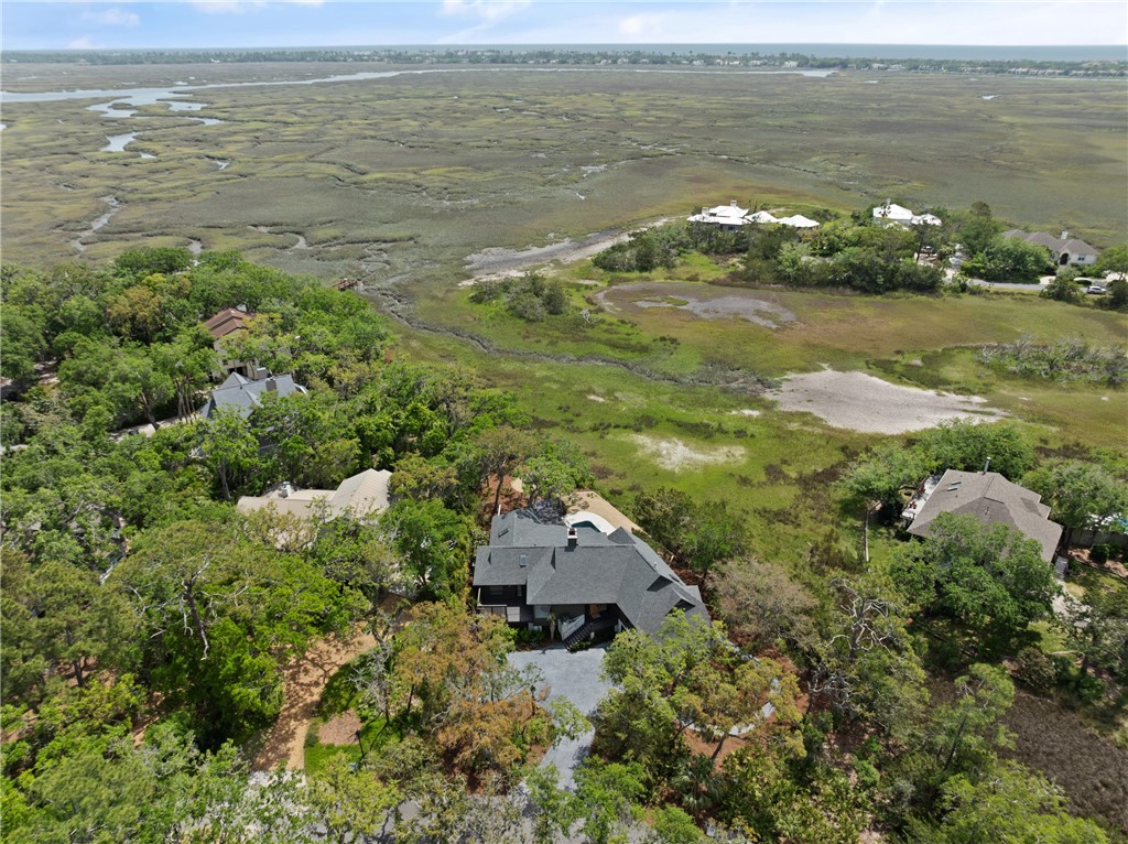 406 Palm Drive
