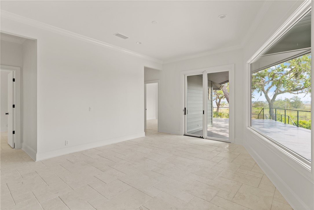 406 Palm Drive