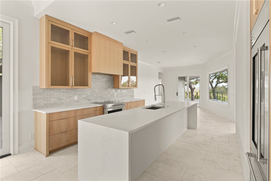 406 Palm Drive