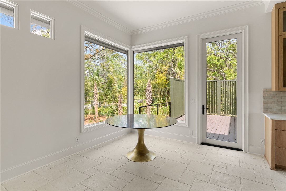 406 Palm Drive