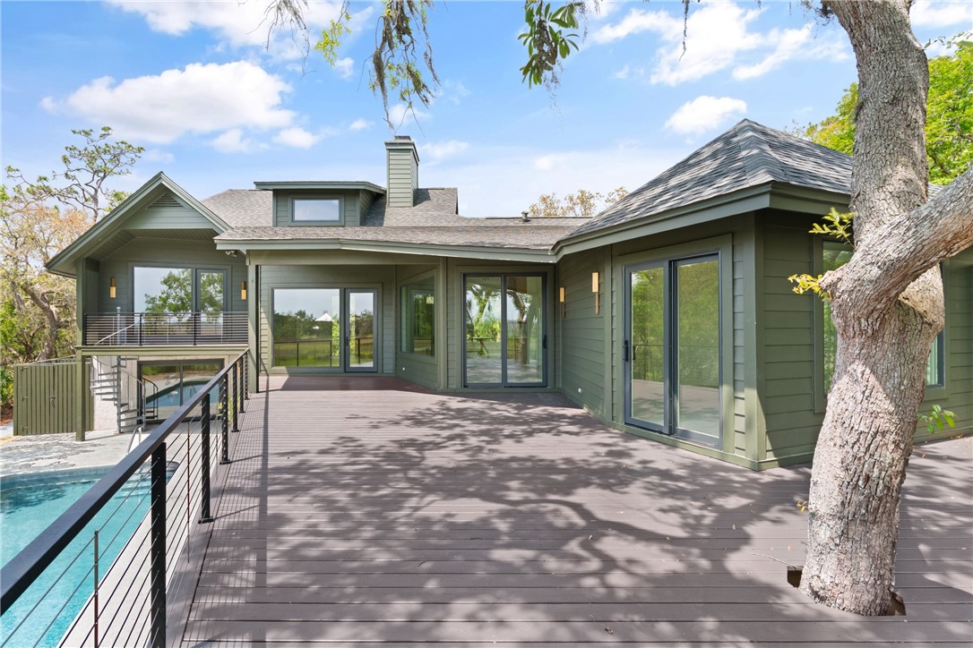 406 Palm Drive