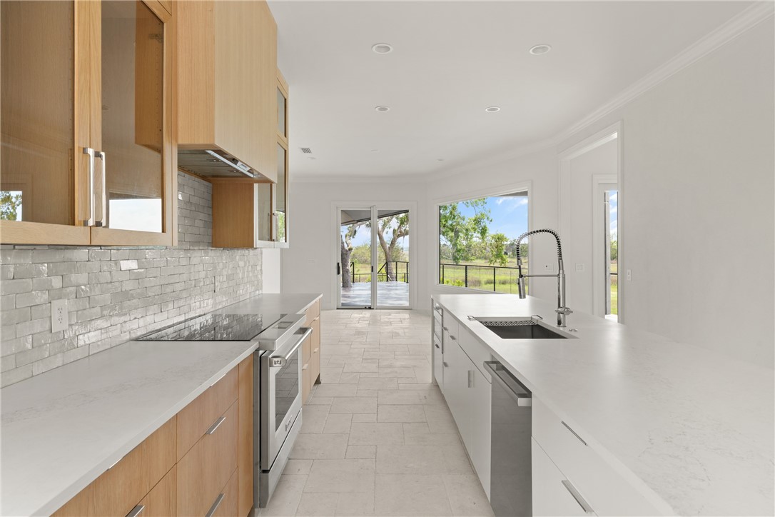 406 Palm Drive