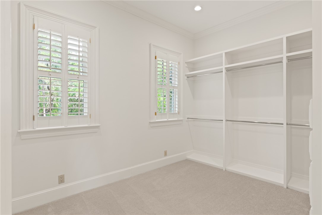 105 Hawkins Island Circle