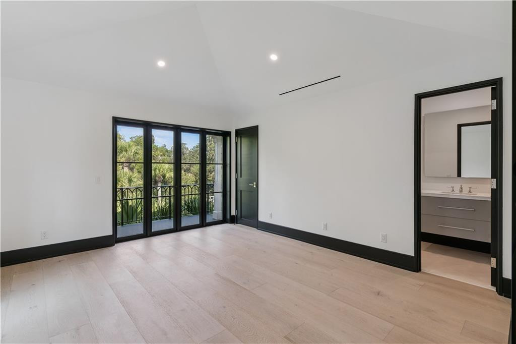 492 Forest Road