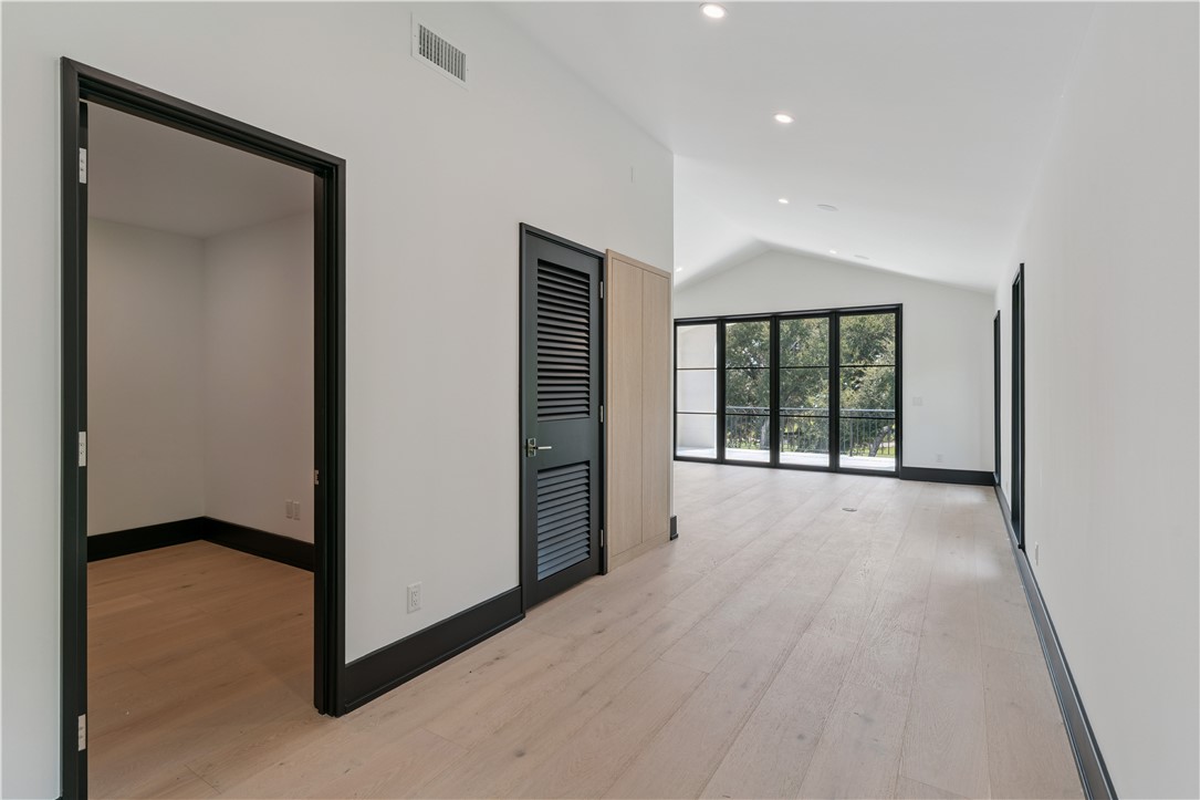 492 Forest Road