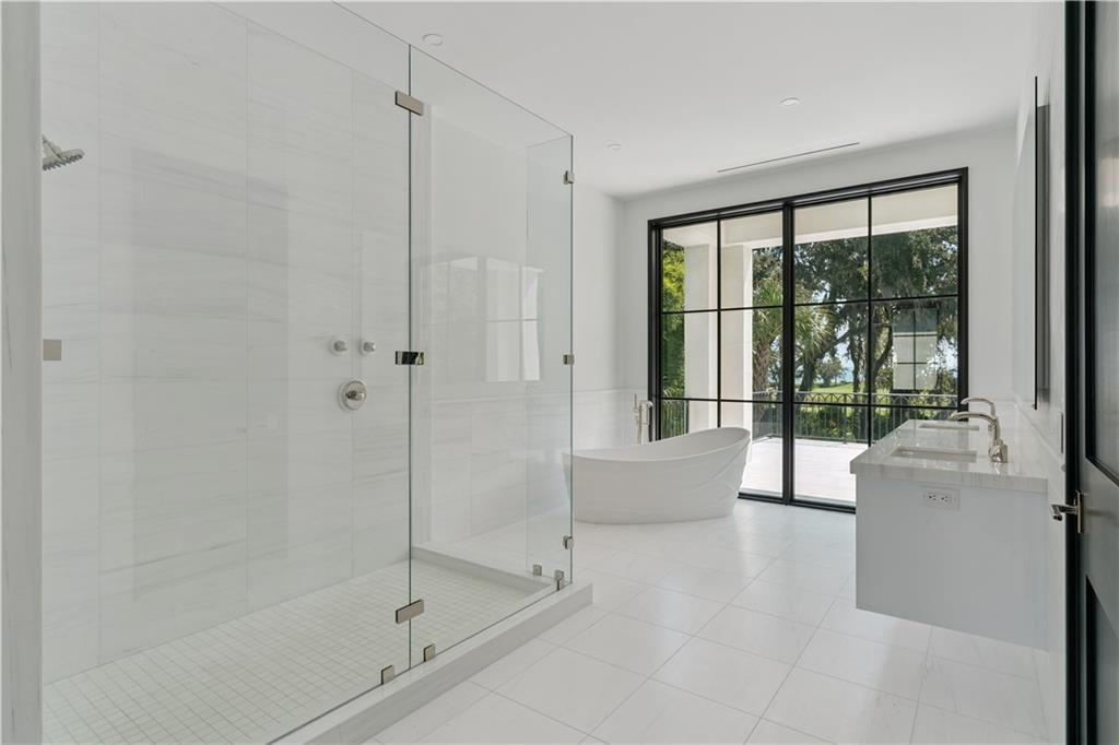 492 Forest Road