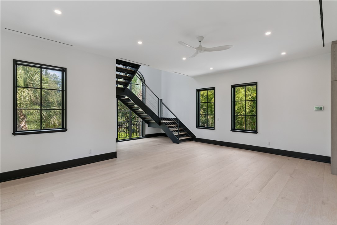 492 Forest Road