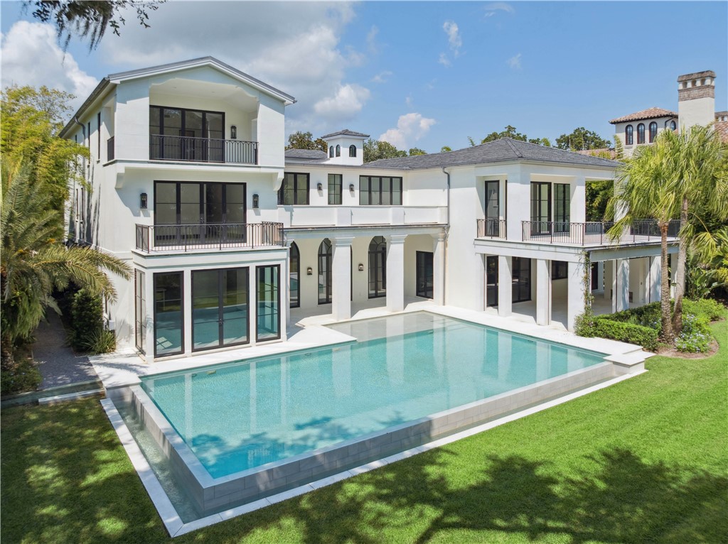492 Forest Road